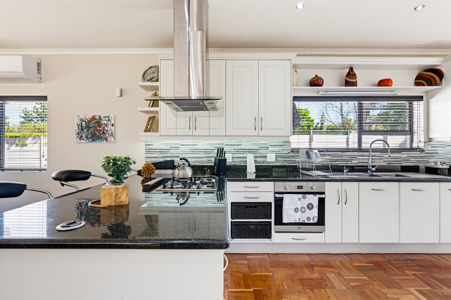 4 Bedroom Property for Sale in Pinelands Western Cape